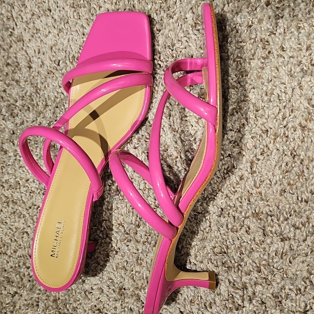 Michael Kors Celia Slip-On Slide Dress Sandals NWOT Size 9.5 - Picture 5 of 7
